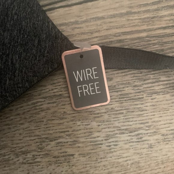 NWT BODY EMBRACE DARK GRAY WIRE-FREE BRA 38C - Picture 3 of 5